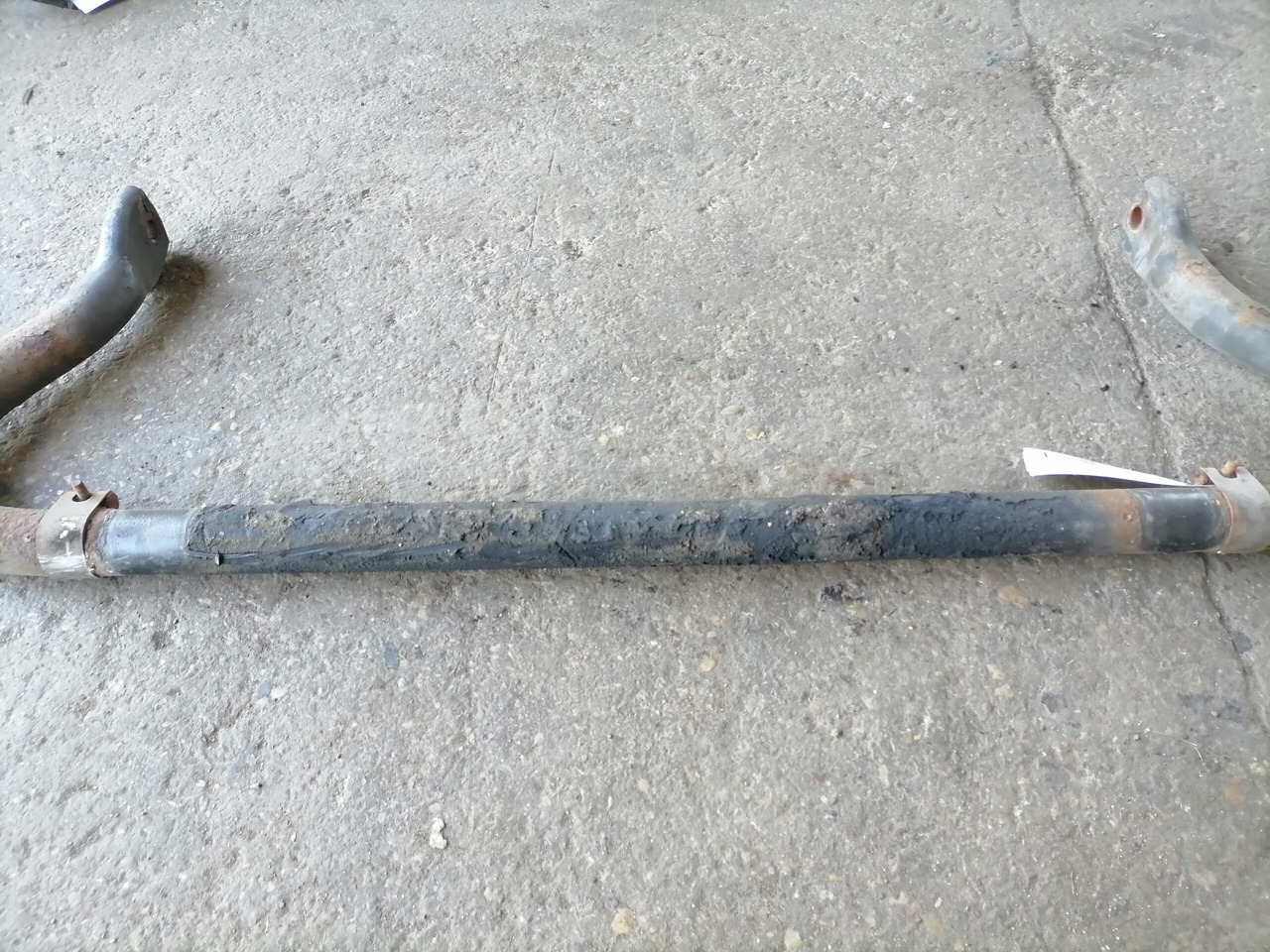 Volvo Anti-roll bar 1075683 - Barra estabilizadora para Camión: foto 5 Volvo Anti-roll bar 1075683 - Barra estabilizadora para Camión: foto 5