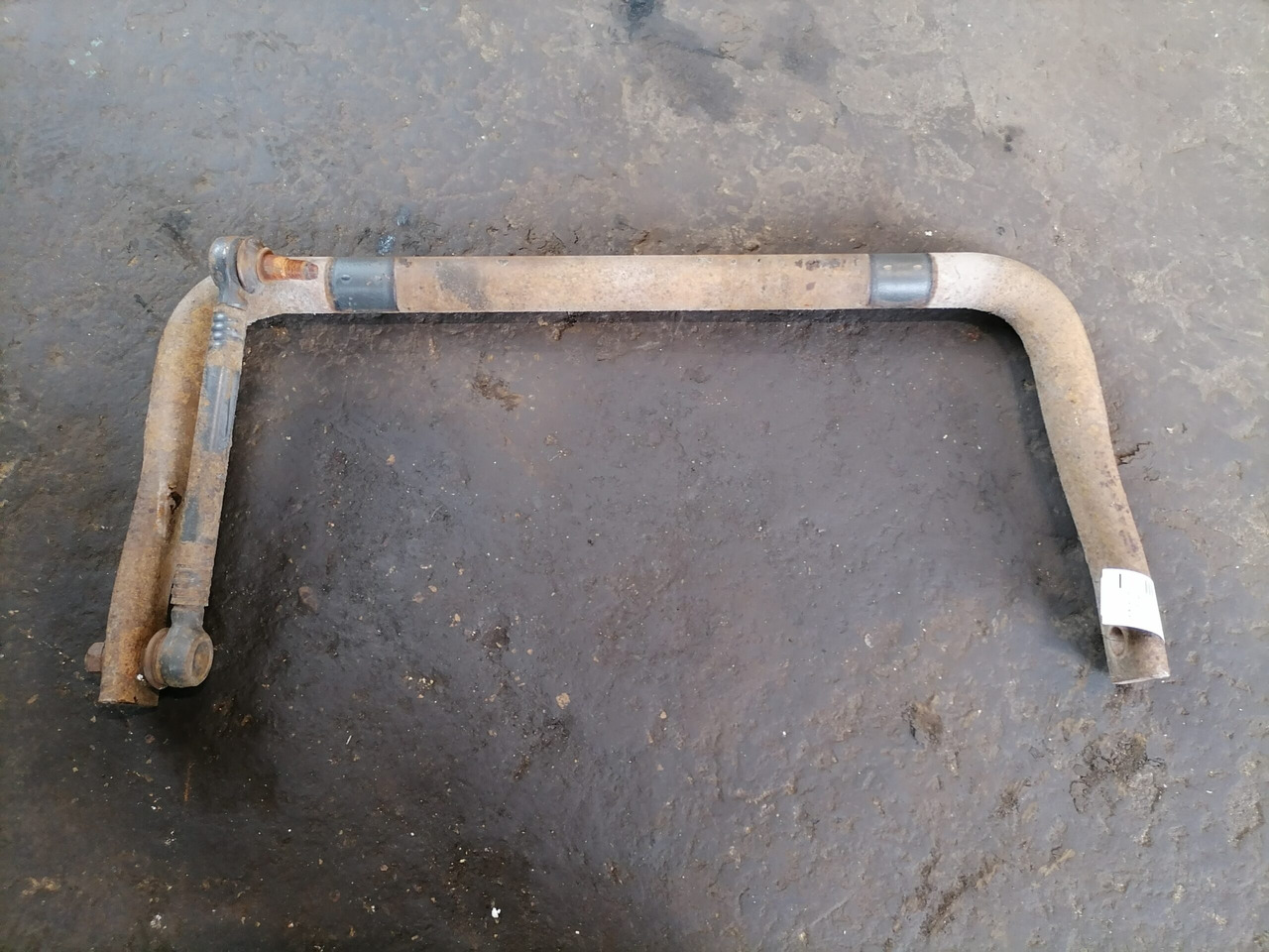 Volvo Anti-roll bar 20443075 - Barra estabilizadora para Camión: foto 2 Volvo Anti-roll bar 20443075 - Barra estabilizadora para Camión: foto 2