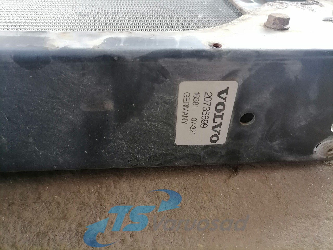 Volvo Cooling radiator 20936055 - Radiador para Camión: foto 5 Volvo Cooling radiator 20936055 - Radiador para Camión: foto 5