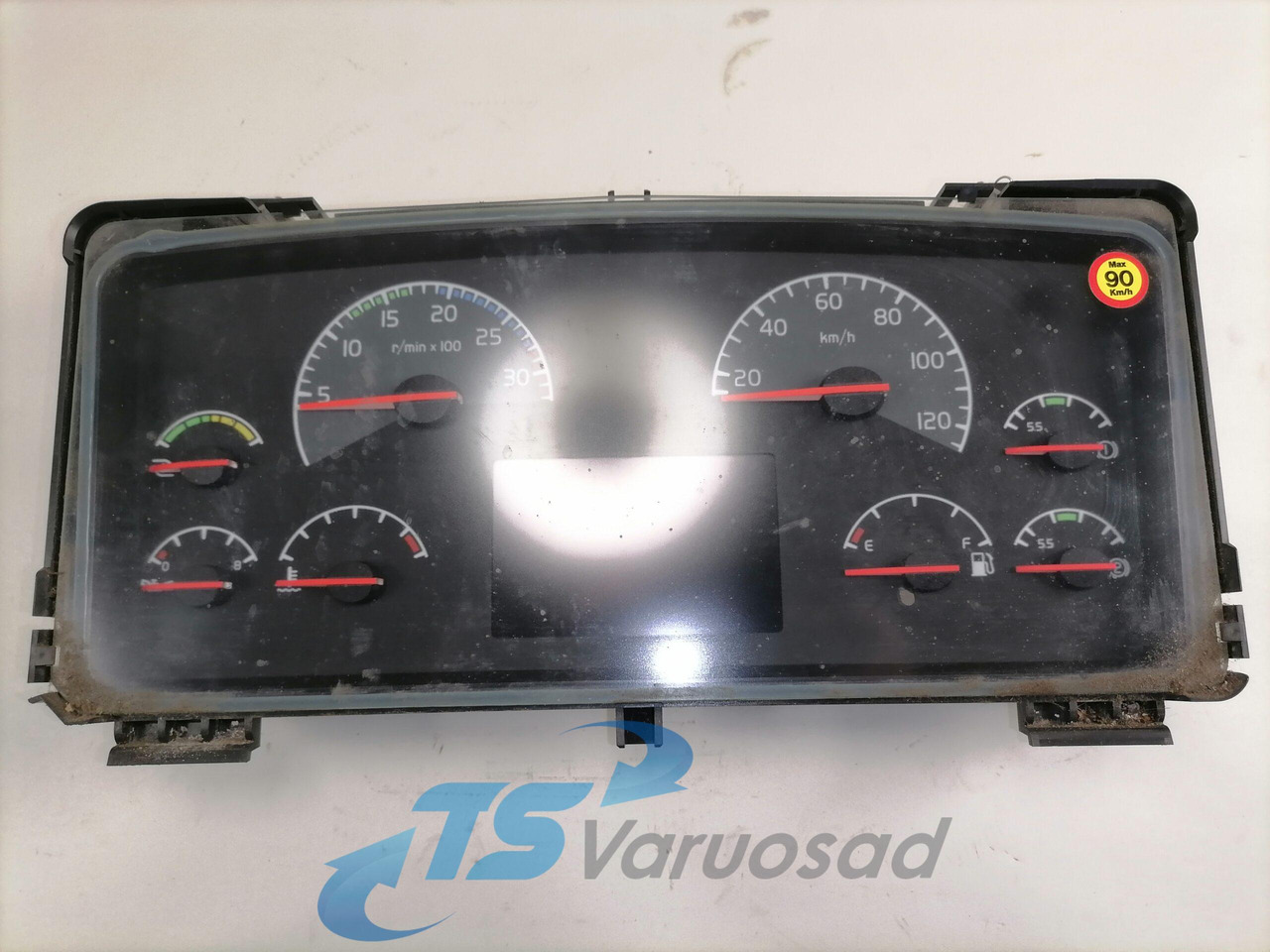 Volvo Dashboard 21375853 - Salpicadero para Camión: foto 2 Volvo Dashboard 21375853 - Salpicadero para Camión: foto 2