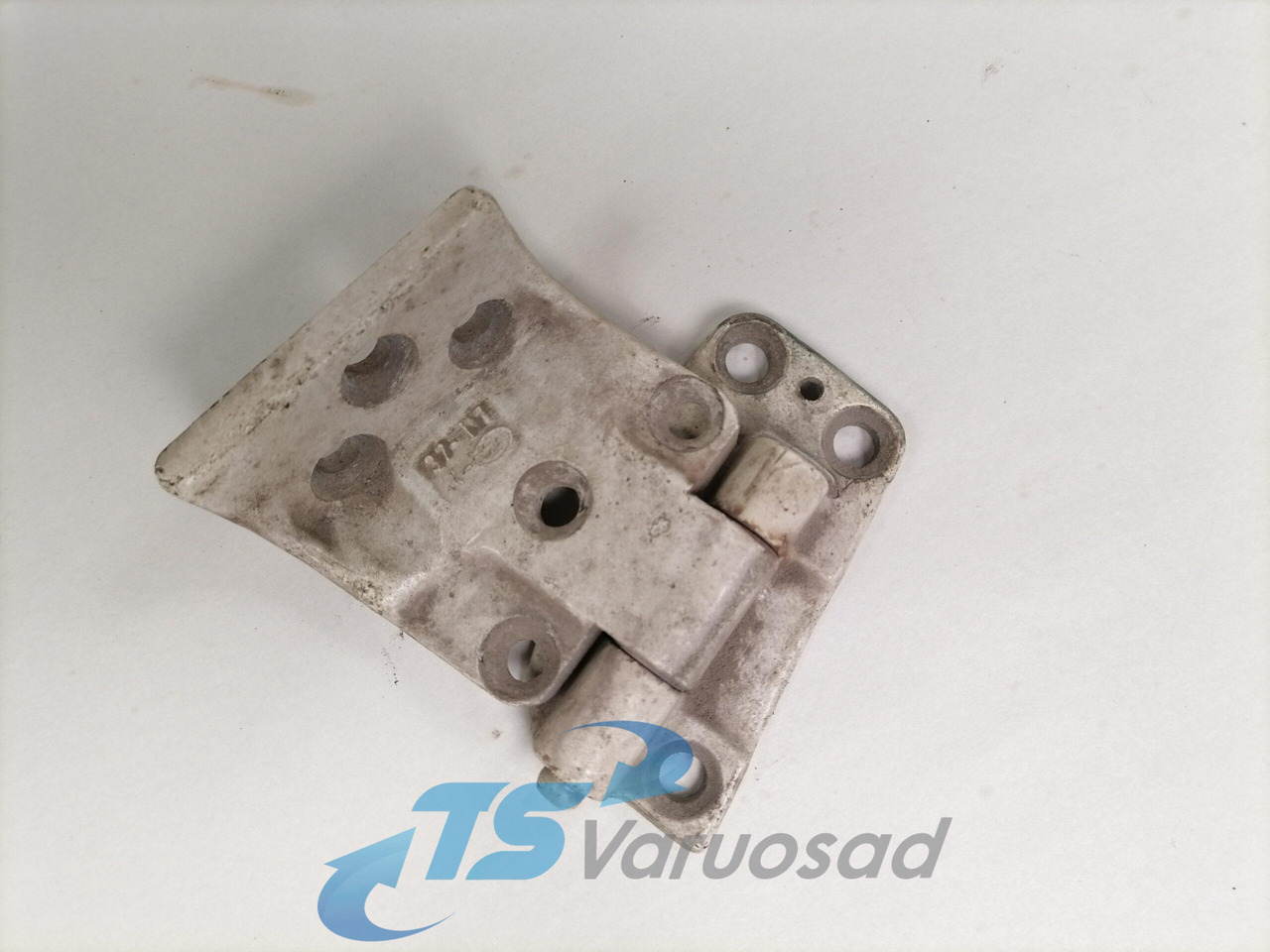 Volvo Door hinge 20372038 - Puerta y piezas para Camión: foto 2 Volvo Door hinge 20372038 - Puerta y piezas para Camión: foto 2