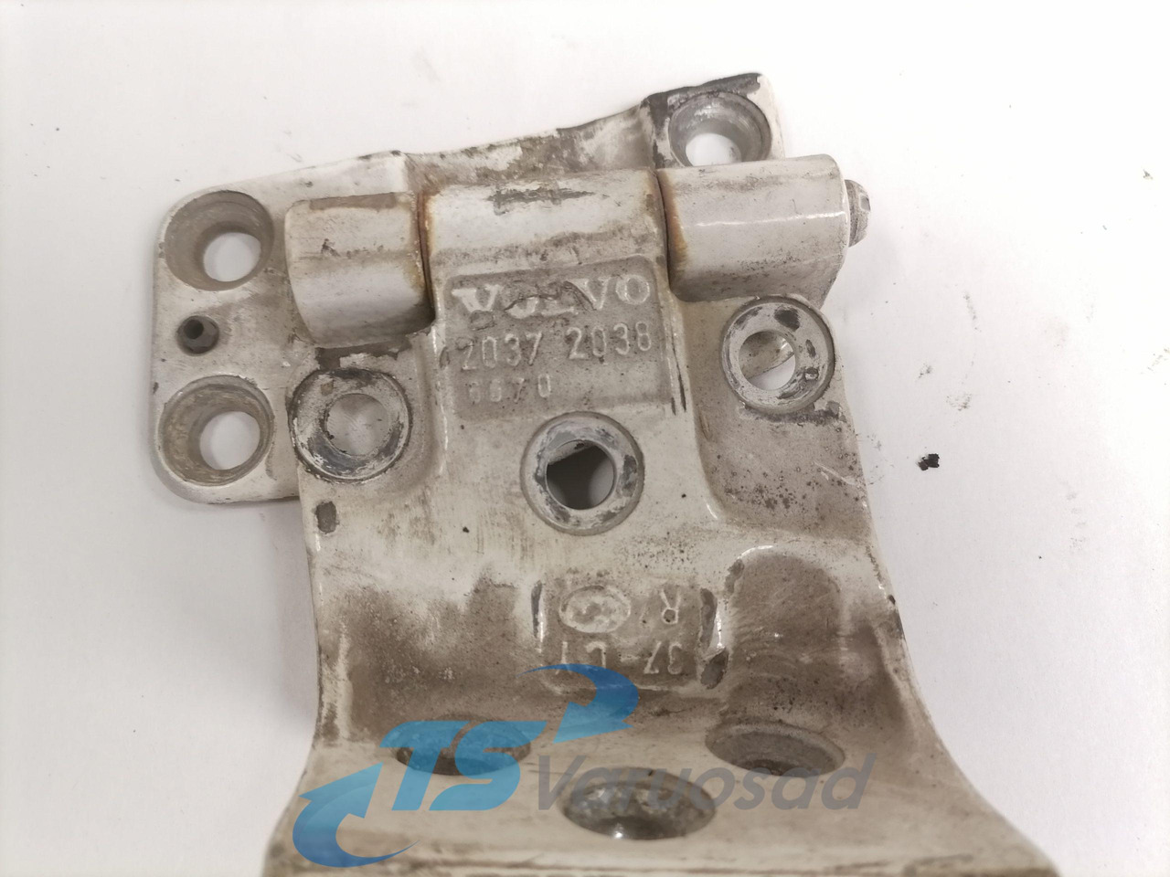 Volvo Door hinge 20372038 - Puerta y piezas para Camión: foto 2 Volvo Door hinge 20372038 - Puerta y piezas para Camión: foto 2