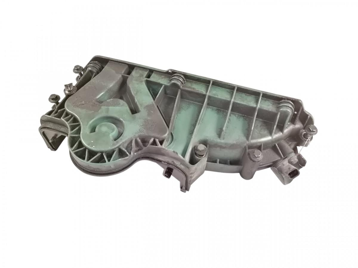 Volvo Engine front cover 21383315 - Motor y piezas para Camión: foto 1 Volvo Engine front cover 21383315 - Motor y piezas para Camión: foto 1