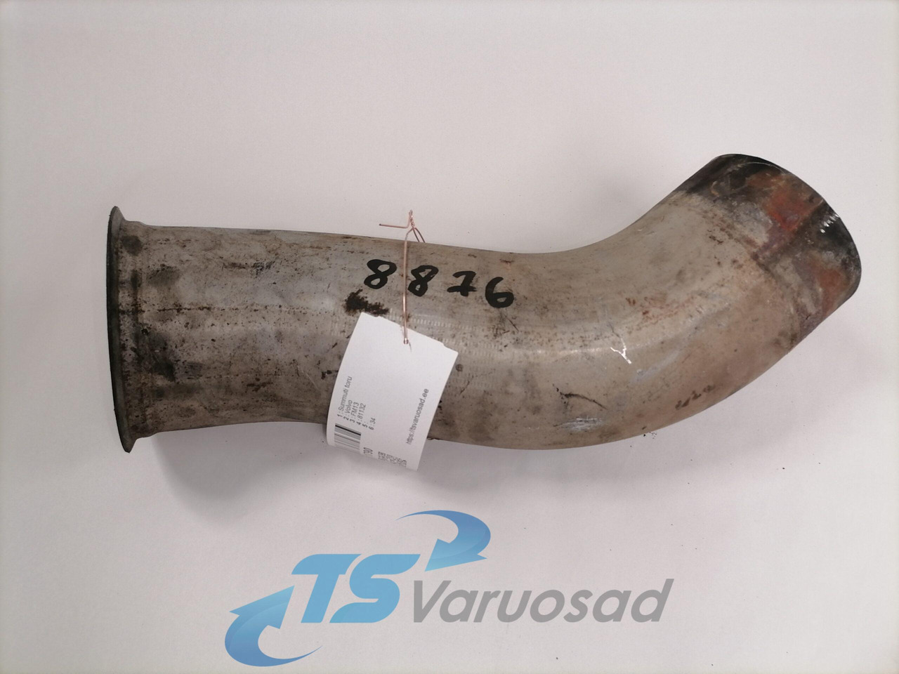 Volvo Exhaust pipe 81132 - Silenciador para Camión: foto 1 Volvo Exhaust pipe 81132 - Silenciador para Camión: foto 1