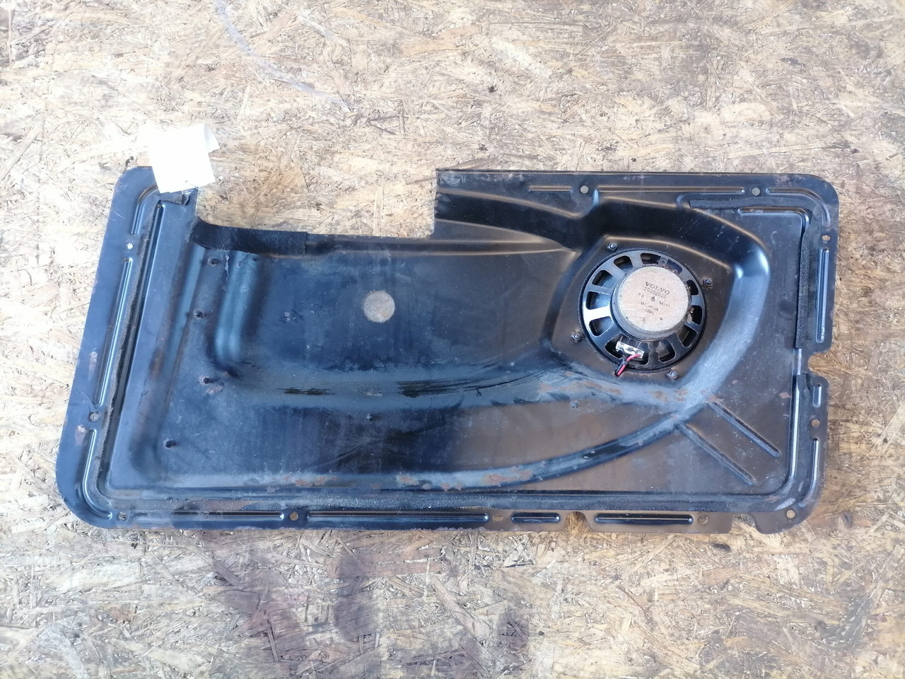 Volvo Frame 20391512 - Puerta y piezas para Camión: foto 2 Volvo Frame 20391512 - Puerta y piezas para Camión: foto 2