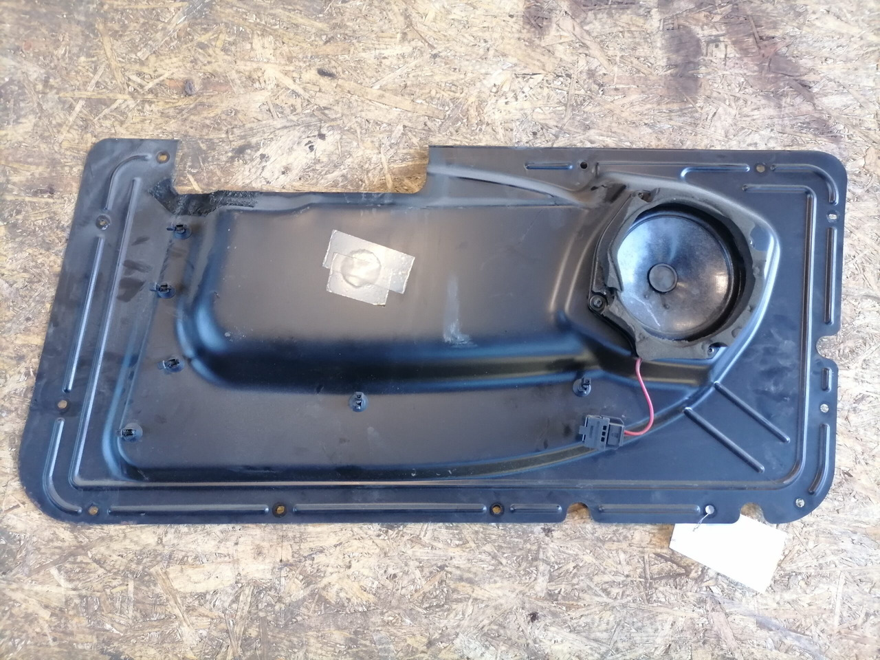 Volvo Frame 20391513 - Puerta y piezas para Camión: foto 2 Volvo Frame 20391513 - Puerta y piezas para Camión: foto 2