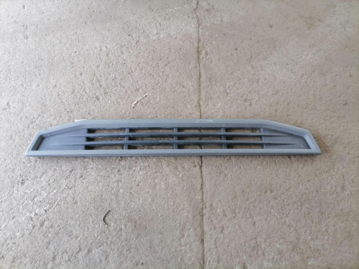 Volvo Grille panel 82208512 - Parrilla para Camión: foto 2 Volvo Grille panel 82208512 - Parrilla para Camión: foto 2