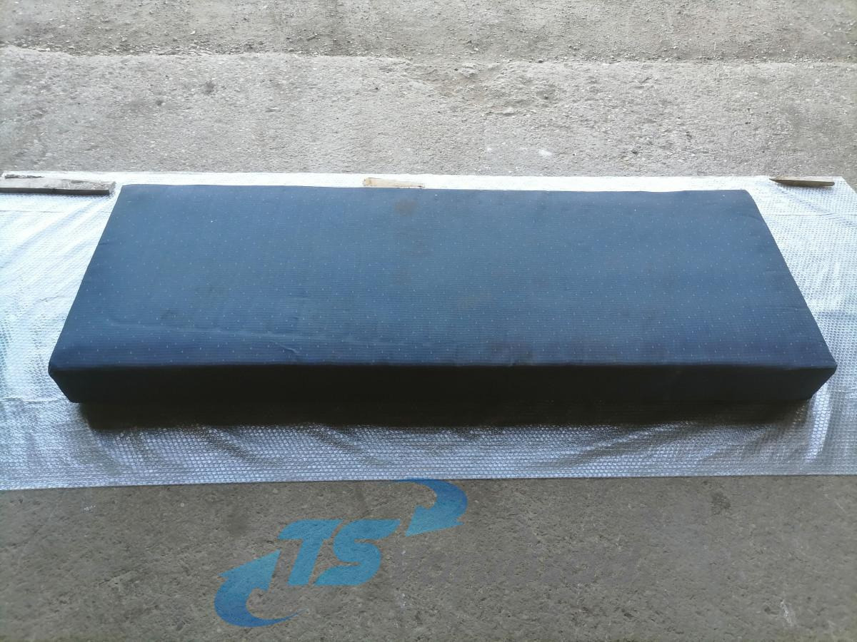 Volvo Madrats 20379247 - Cabina e interior para Camión: foto 4 Volvo Madrats 20379247 - Cabina e interior para Camión: foto 4