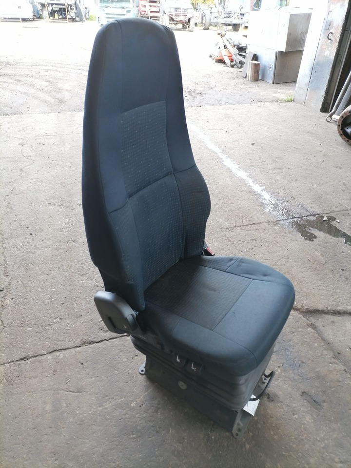 Volvo Passenger seat 20591478 - Asiento para Camión: foto 2 Volvo Passenger seat 20591478 - Asiento para Camión: foto 2