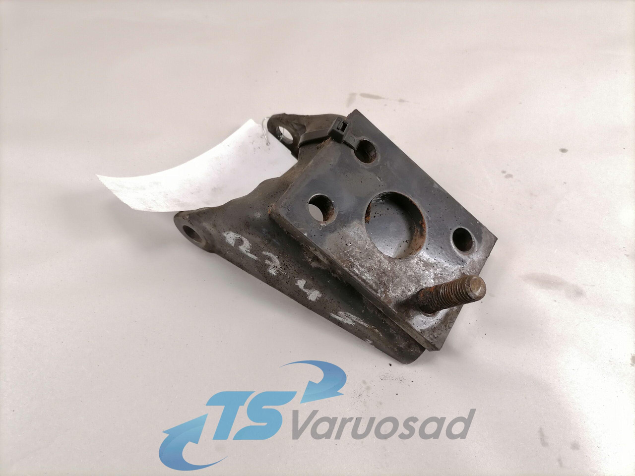 Volvo Shock absorber mounting 22022527 - Suspensión para Camión: foto 2 Volvo Shock absorber mounting 22022527 - Suspensión para Camión: foto 2