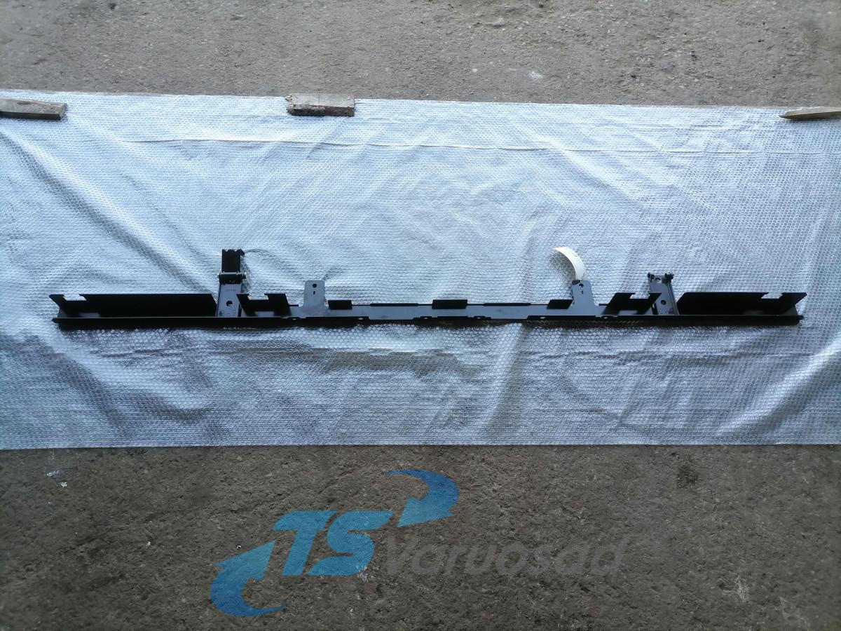 Volvo Voodi alune raam 82114163 - Cabina e interior para Camión: foto 1 Volvo Voodi alune raam 82114163 - Cabina e interior para Camión: foto 1
