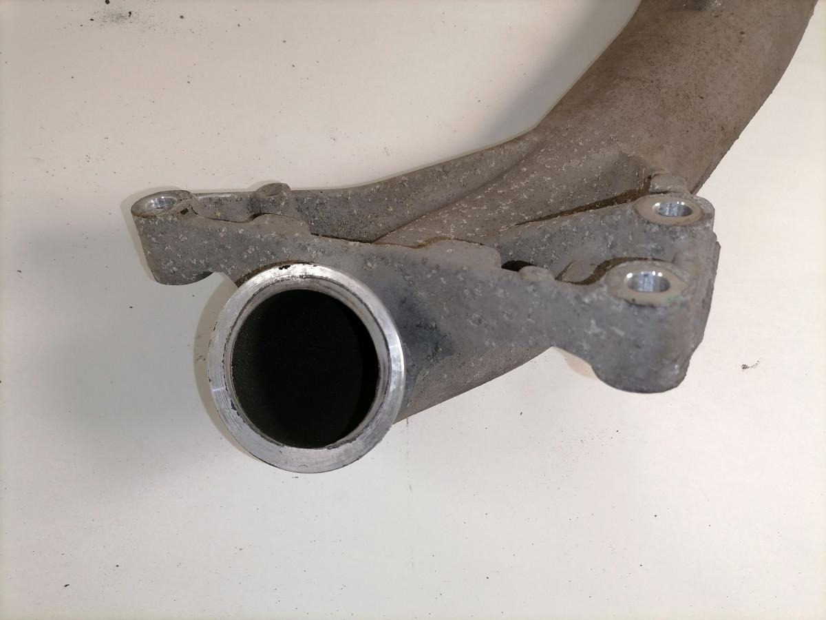 Volvo intercooler pipe 21806309 - Intercooler para Camión: foto 4 Volvo intercooler pipe 21806309 - Intercooler para Camión: foto 4