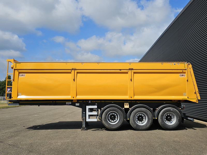 A.J.K. OPD / TIPPER / LIFT AXLE / DISC BRAKE - Semirremolque volquete: foto 4 A.J.K. OPD / TIPPER / LIFT AXLE / DISC BRAKE - Semirremolque volquete: foto 4