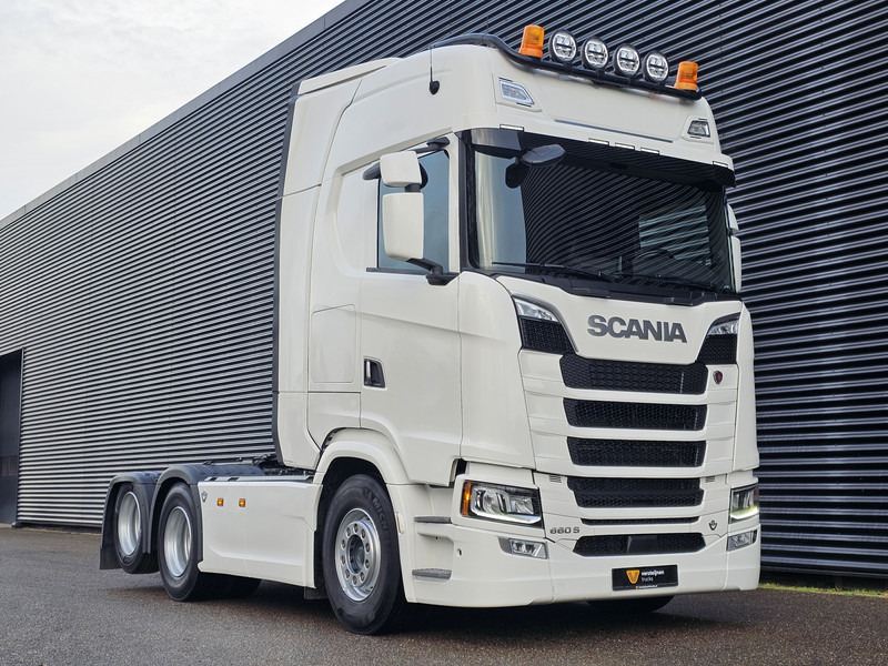 Scania S660 V8 6x2 BOOGIE / RETARDER / FULL AIR / 2 TANKS - Cabeza tractora: foto 3 Scania S660 V8 6x2 BOOGIE / RETARDER / FULL AIR / 2 TANKS - Cabeza tractora: foto 3