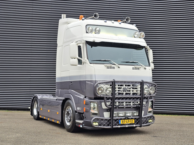 Volvo FH400 4X2 / SHOWTRUCK / SPECIAL / EXHAUST VALVE - Cabeza tractora: foto 2 Volvo FH400 4X2 / SHOWTRUCK / SPECIAL / EXHAUST VALVE - Cabeza tractora: foto 2