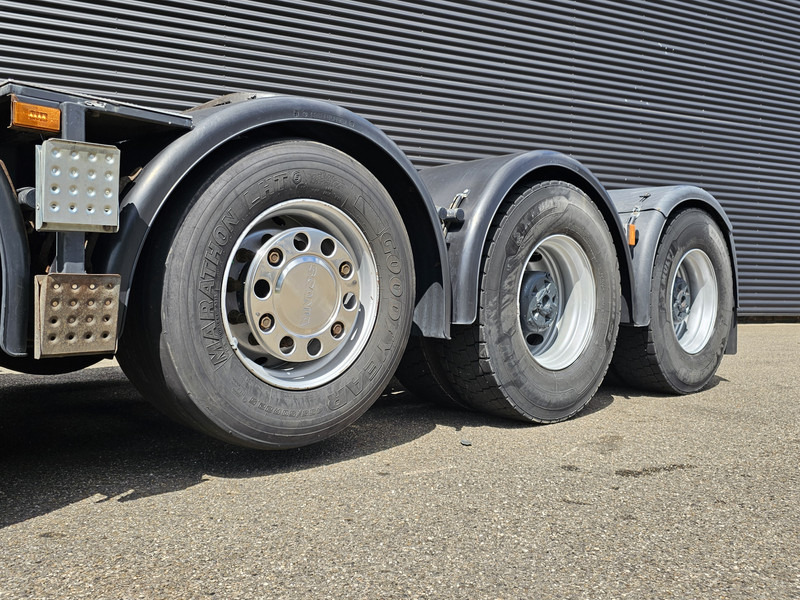 Camión Scania P420 10x4 / 150T / MANUAL GEARBOX / RETARDER: foto 10