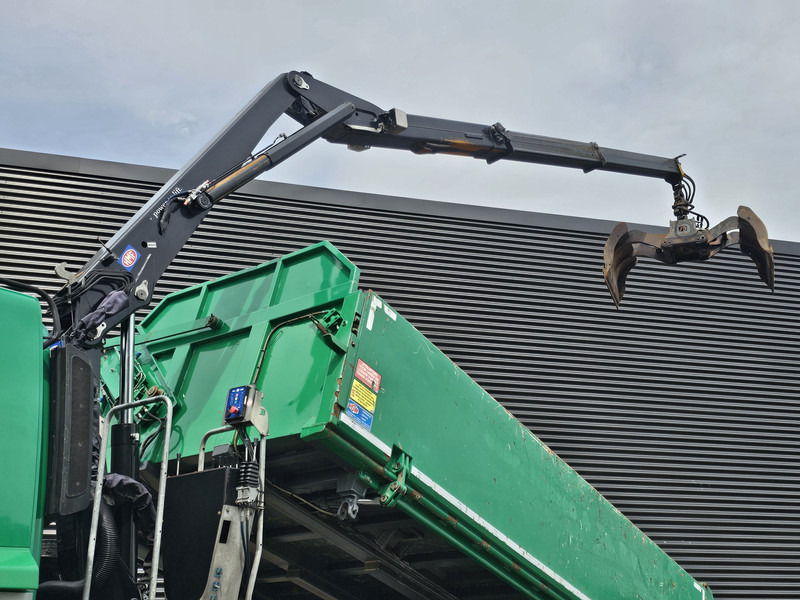 DAF TATRA T158/II 6X6 / HMF Z CRANE + 2 SIDE TIPPER - Camión volquete, Camión grúa: foto 2 DAF TATRA T158/II 6X6 / HMF Z CRANE + 2 SIDE TIPPER - Camión volquete, Camión grúa: foto 2