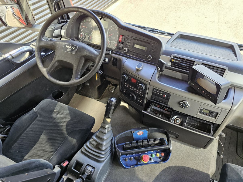 Camión con equipo de cable, Camión grúa MAN TGS 26.400 / 6x4H-2 / HMF Z KRAAN + CONTAINERSYSTEM: foto 8 Camión con equipo de cable, Camión grúa MAN TGS 26.400 / 6x4H-2 / HMF Z KRAAN + CONTAINERSYSTEM: foto 8