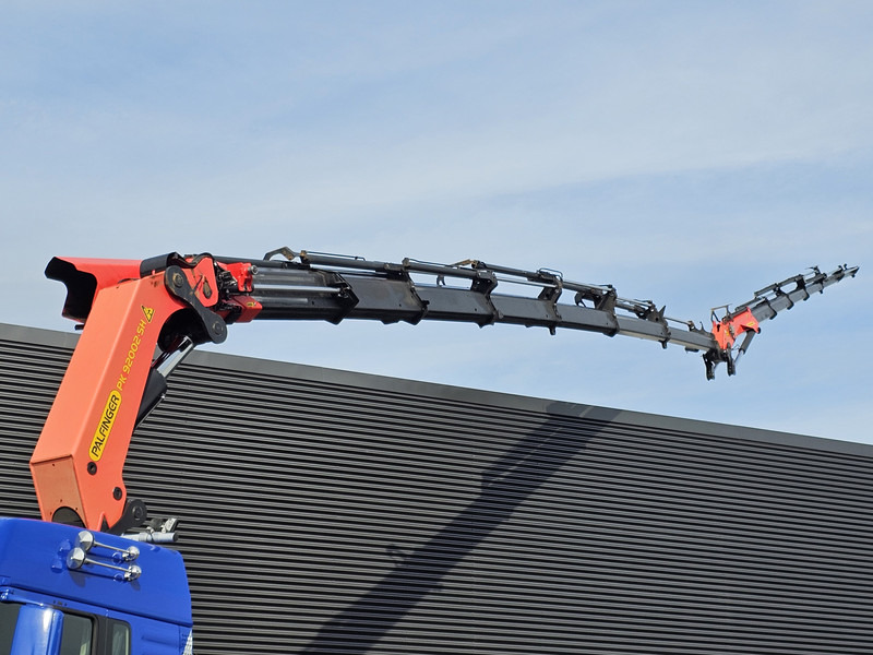 MAN TGS 35.500 8x4-6 / PALFINGER 92 t/m CRANE +JIB - Camión grúa: foto 5 MAN TGS 35.500 8x4-6 / PALFINGER 92 t/m CRANE +JIB - Camión grúa: foto 5