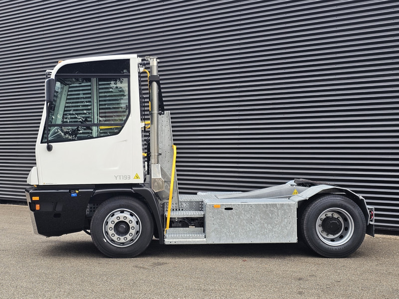 Terberg YT193 / TERMINAL / RANGEERTREKKER / !!NEW!! - Tractor industrial: foto 3 Terberg YT193 / TERMINAL / RANGEERTREKKER / !!NEW!! - Tractor industrial: foto 3