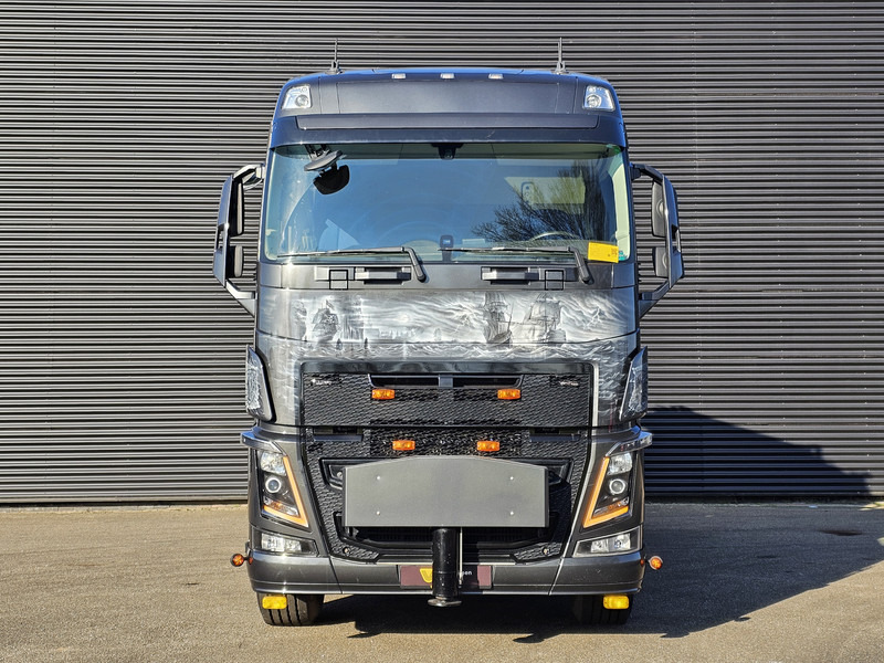 Camión grúa Volvo FH540 8x2-6 / FASSI F1650 / JIB + WINCH / CRANE: foto 18