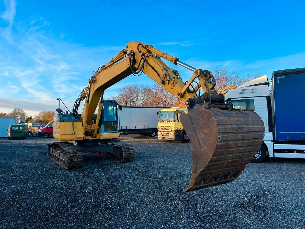 Komatsu PC228USLC 23200 Kg 107 Kw Komatsu PC228USLC 23200 Kg 107 Kw - Excavadora de cadenas: foto 3 Komatsu PC228USLC 23200 Kg 107 Kw Komatsu PC228USLC 23200 Kg 107 Kw - Excavadora de cadenas: foto 3