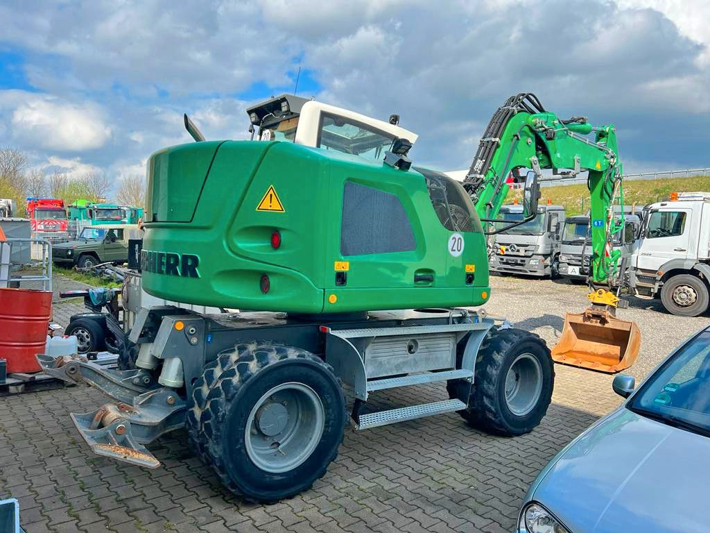 Liebherr A 912 Compact 3X Löffel 3 X Buckets - Excavadora de ruedas: foto 5 Liebherr A 912 Compact 3X Löffel 3 X Buckets - Excavadora de ruedas: foto 5
