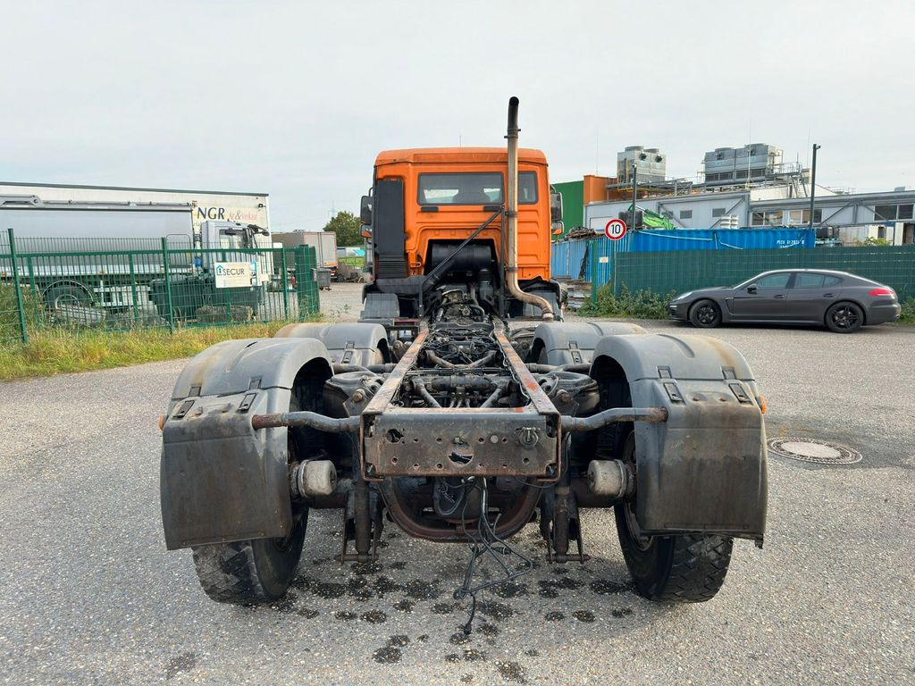 MAN 26.310 6x2 Fahrgestell Lift & Lenkachse MAN 26.310 6x2 Fahrgestell Lift & Lenkachse - Camión chasis: foto 5 MAN 26.310 6x2 Fahrgestell Lift & Lenkachse MAN 26.310 6x2 Fahrgestell Lift & Lenkachse - Camión chasis: foto 5
