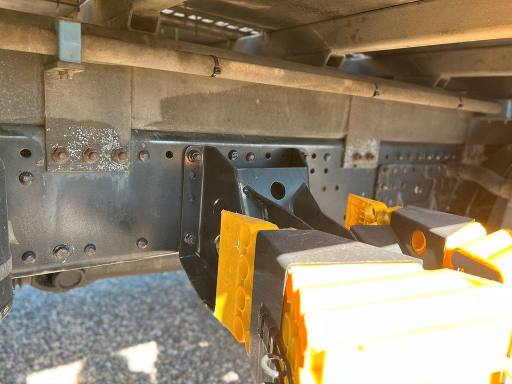 Camión grúa, Camión caja abierta MAN 26.480 6X2 Baustoff mit Kran HIAB Top Zustand: foto 14