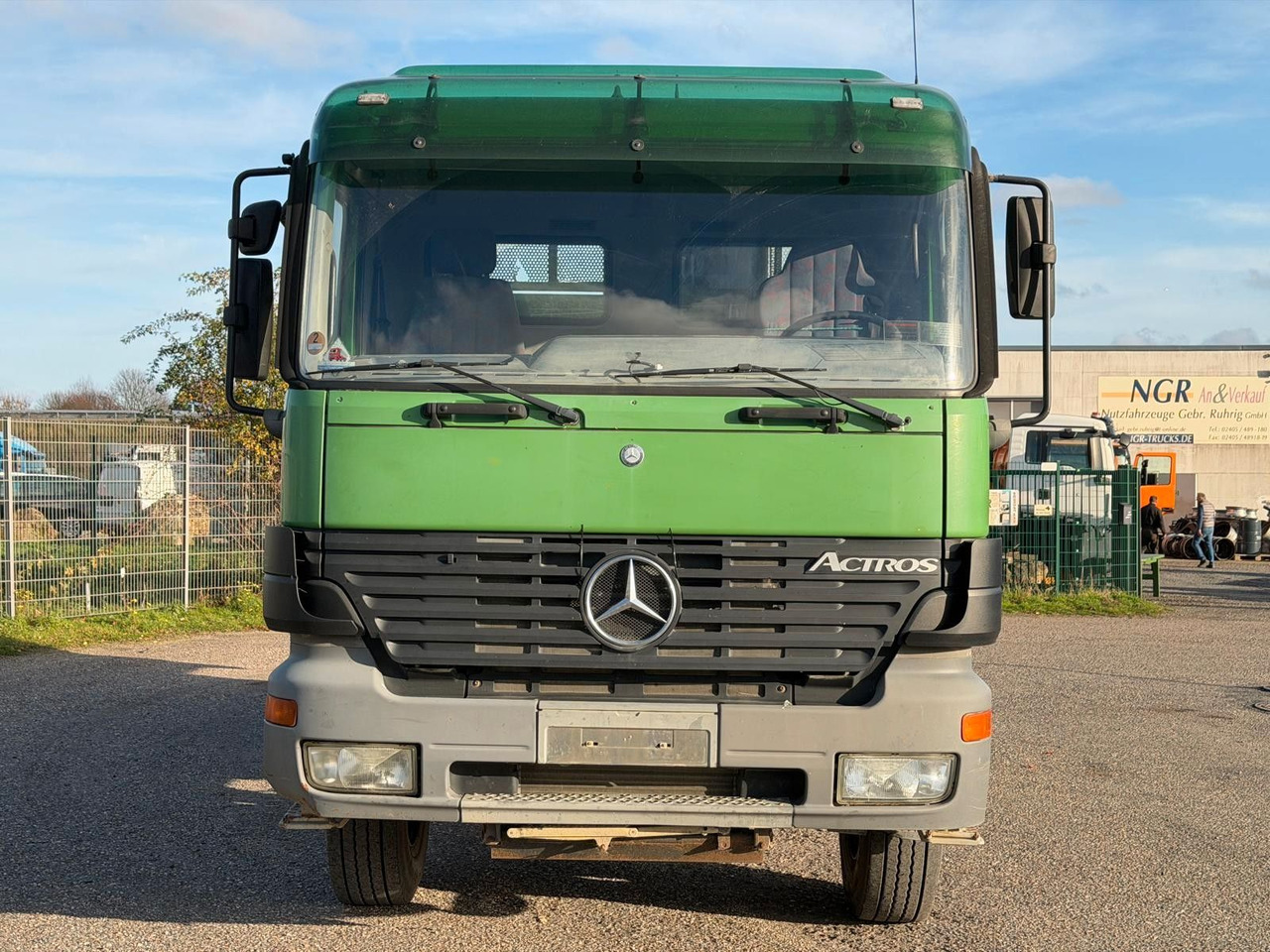 Mercedes-Benz 2643 6x4 Meiller 3S. Kipper Bordmatik | Blatt/Bl - Camión volquete: foto 3 Mercedes-Benz 2643 6x4 Meiller 3S. Kipper Bordmatik | Blatt/Bl - Camión volquete: foto 3