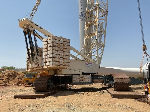 Terex Demag CC2800-1 - Grúa sobre orugas: foto 3 Terex Demag CC2800-1 - Grúa sobre orugas: foto 3