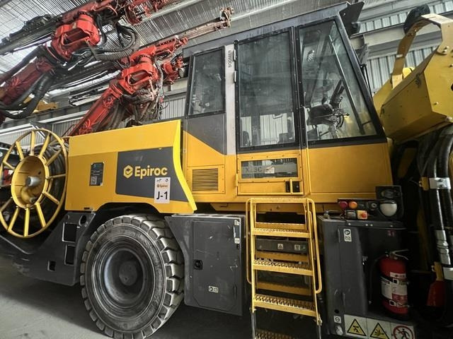Epiroc Boomer XE3C - Maquinaria para minería: foto 1 Epiroc Boomer XE3C - Maquinaria para minería: foto 1