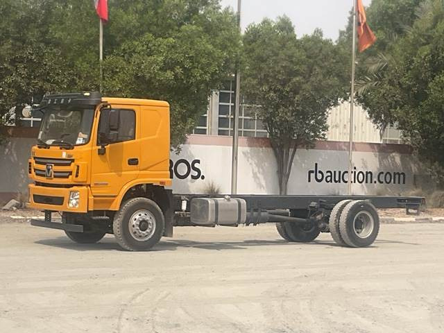 XCMG XGA1182D6SAX - Camión chasis: foto 1 XCMG XGA1182D6SAX - Camión chasis: foto 1