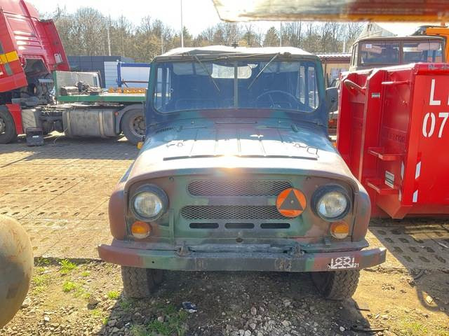 Coche UAZ 469B: foto 8