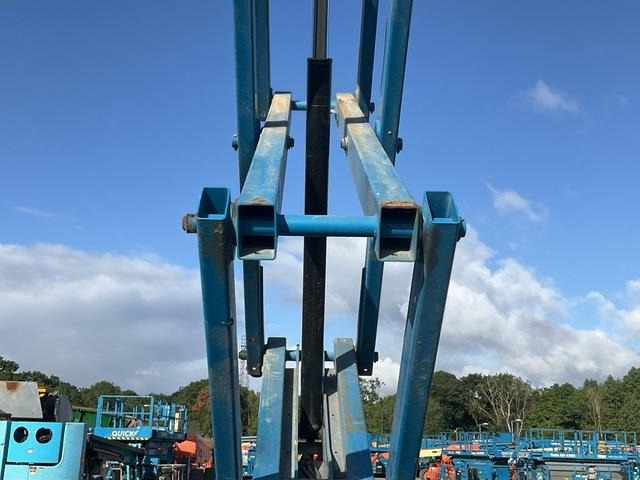Plataforma de tijeras Genie GS2669RT: foto 20