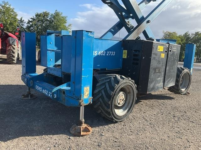 Plataforma de tijeras Genie GS2669RT: foto 24