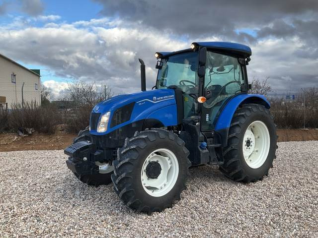 New Holland T5.100 - Tractor: foto 1 New Holland T5.100 - Tractor: foto 1