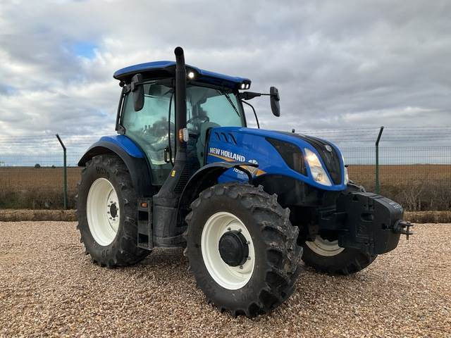 New Holland T6.145 - Tractor: foto 4 New Holland T6.145 - Tractor: foto 4