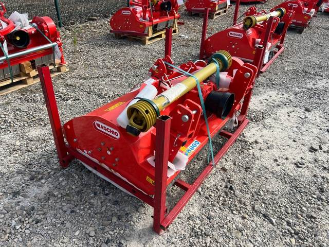 Maschio Gaspardo Brava 120 3P Fix - Desbrozadora de martillos: foto 2 Maschio Gaspardo Brava 120 3P Fix - Desbrozadora de martillos: foto 2