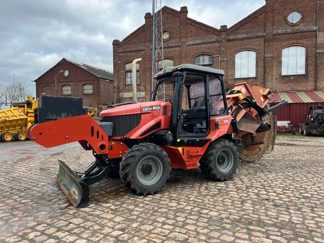 Ditch Witch RT125 - Zanjadora: foto 1 Ditch Witch RT125 - Zanjadora: foto 1