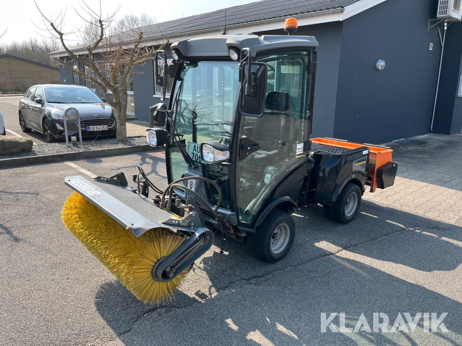 Redskabsbærer KARCHER MIC 34C Professional - Tractor municipal: foto 1 Redskabsbærer KARCHER MIC 34C Professional - Tractor municipal: foto 1