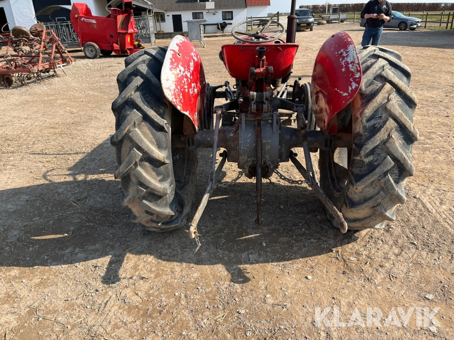 Tractor Traktor Massey Ferguson 35: foto 12