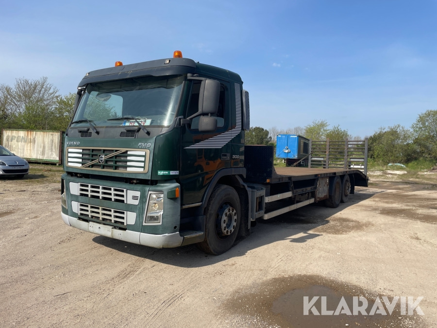 Volvo FM9 FM9 - 300 - Camión portavehículos: foto 1 Volvo FM9 FM9 - 300 - Camión portavehículos: foto 1