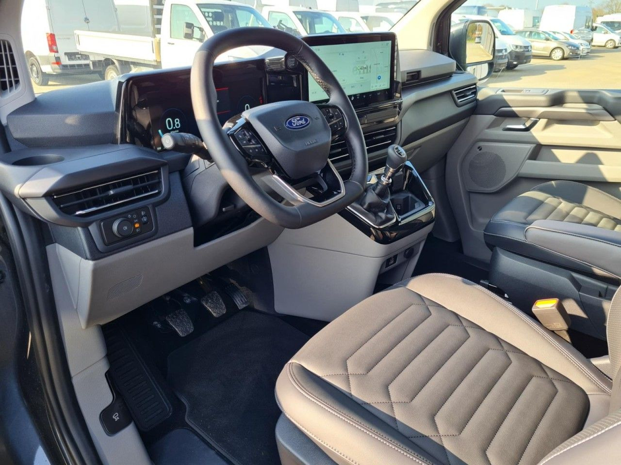 Furgoneta de pasajeros Ford Tourneo Custom 320 Titanium X L1 AHK LED LMF NAV: foto 10