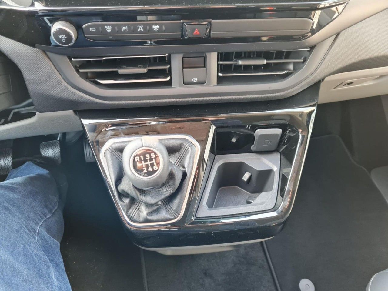 Furgoneta de pasajeros Ford Tourneo Custom 320 Titanium X L1 AHK LED LMF NAV: foto 19
