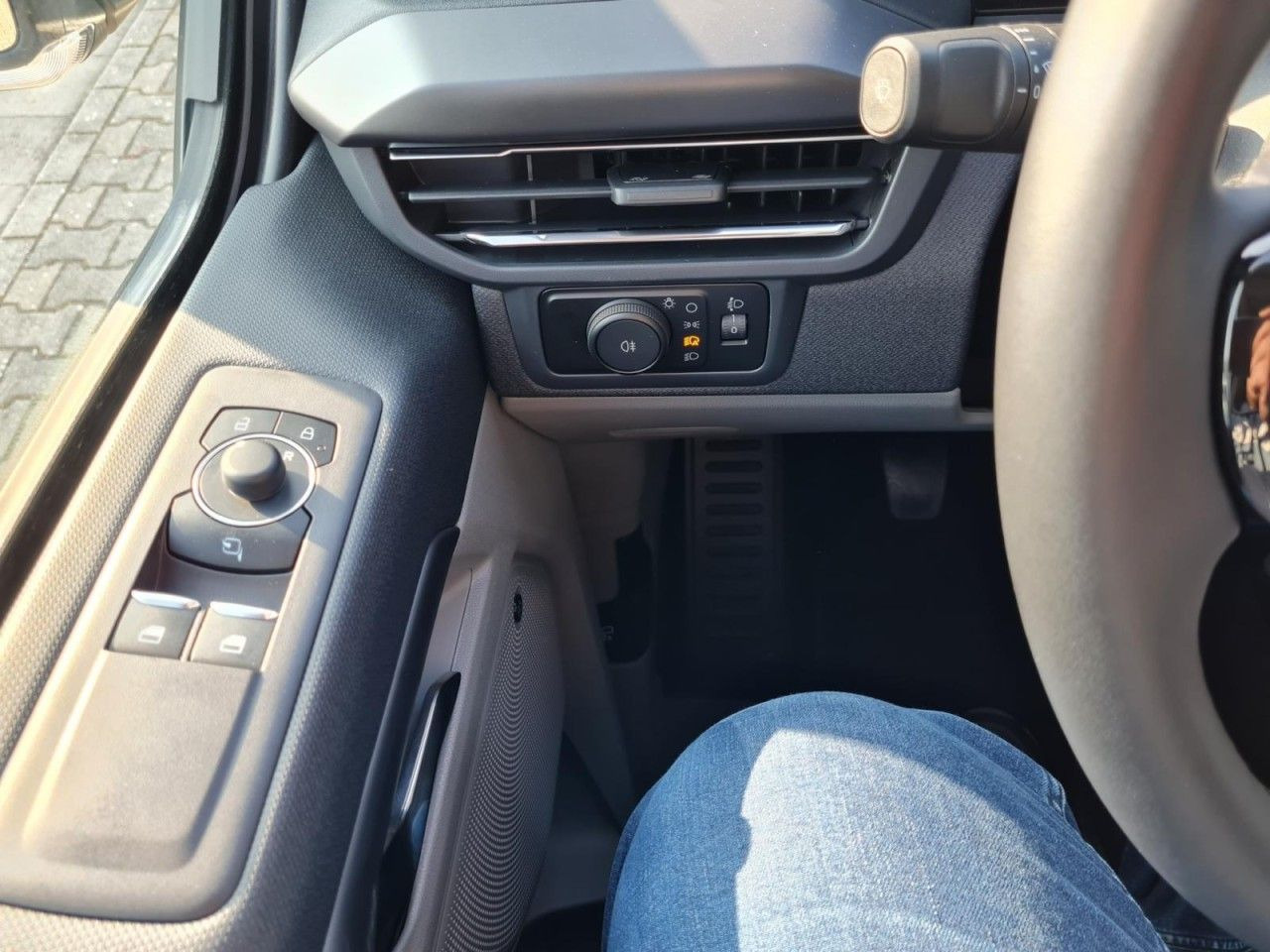 Furgoneta de pasajeros Ford Tourneo Custom 320 Titanium X L1 AHK LED LMF NAV: foto 27