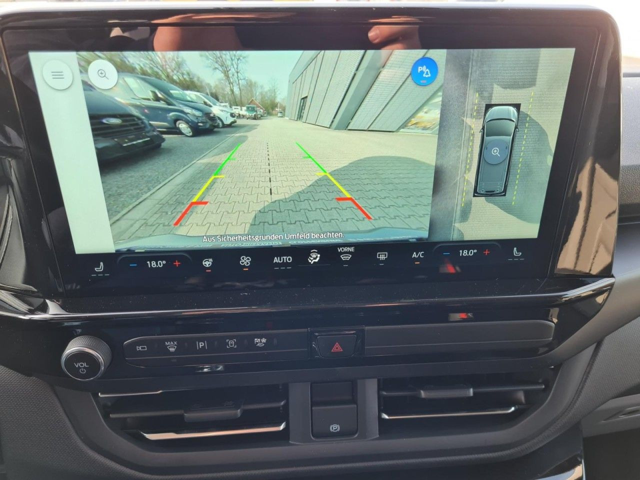 Furgoneta de pasajeros Ford Tourneo Custom 320 Titanium X L1 AHK LED LMF NAV: foto 14