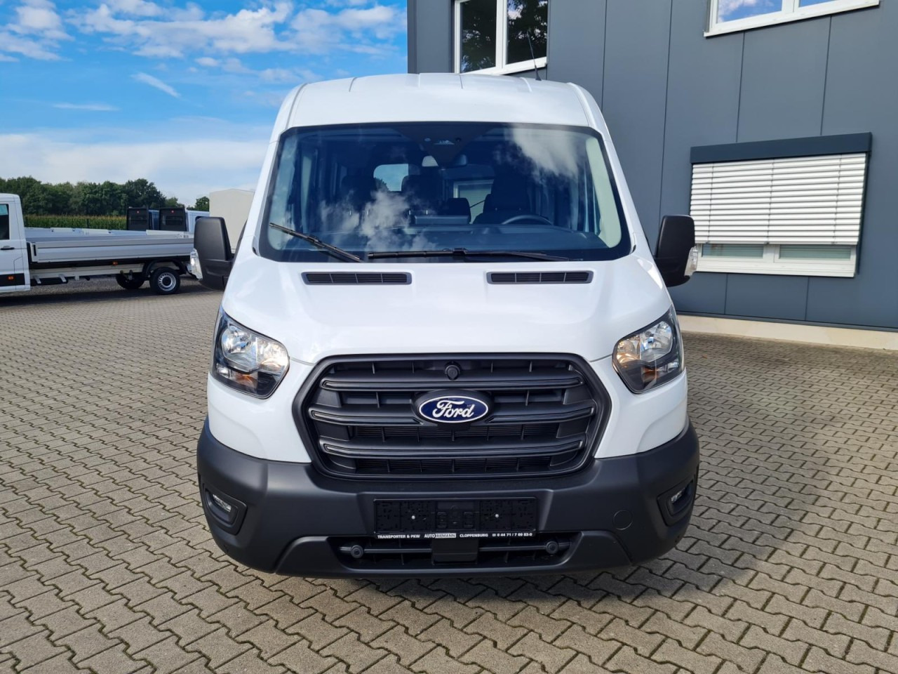 Ford Transit 350 Kombi 9 Sitze L3 AG Trend AHK KAMERA - Minibús, Furgoneta de pasajeros: foto 2 Ford Transit 350 Kombi 9 Sitze L3 AG Trend AHK KAMERA - Minibús, Furgoneta de pasajeros: foto 2