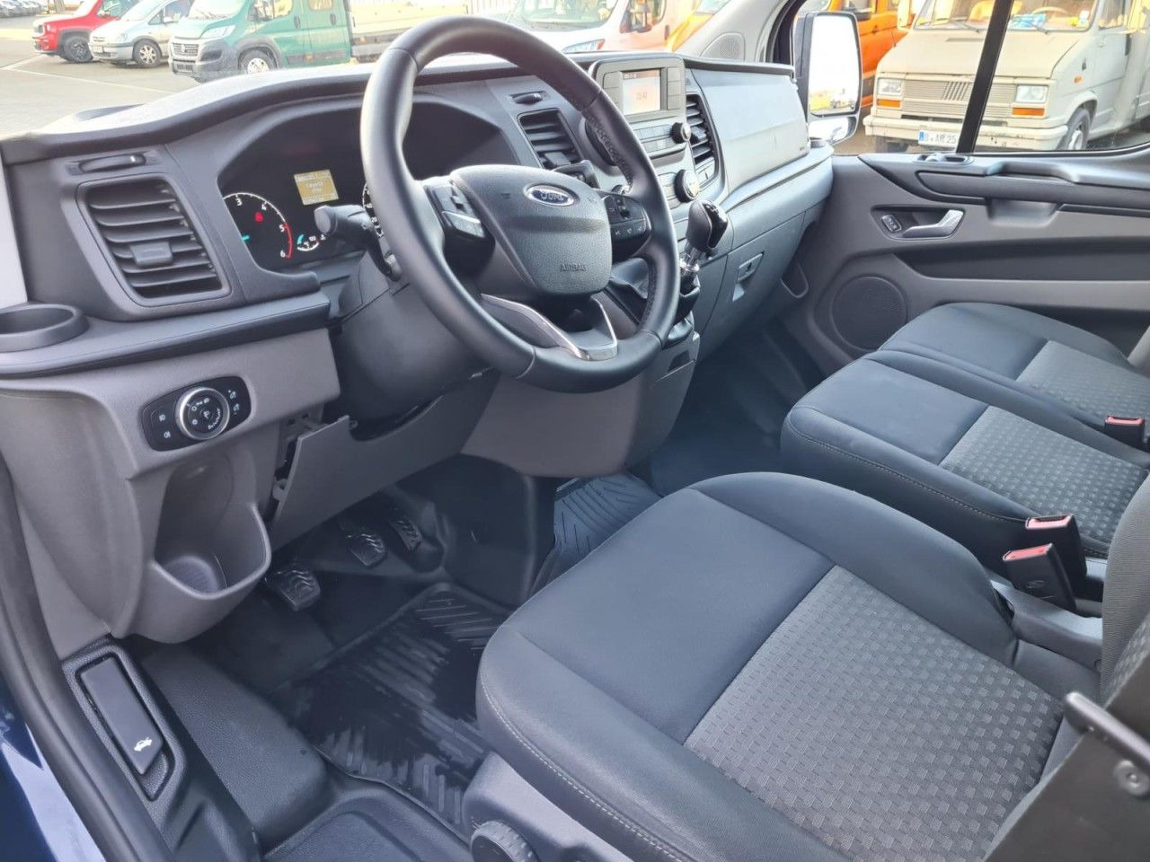 Furgoneta de pasajeros Ford Transit Custom Kombi 320 L2 Trend 9 Sitze KLIMA: foto 8