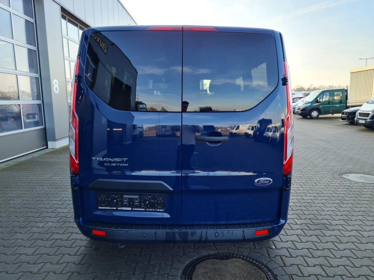 Furgoneta de pasajeros Ford Transit Custom Kombi 320 L2 Trend 9 Sitze KLIMA: foto 6